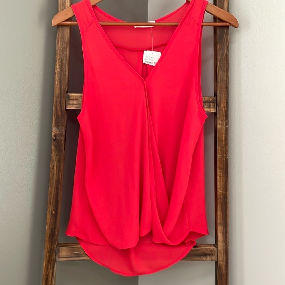 Beautiful burnt orange Lush top